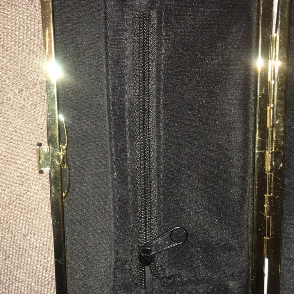 GUESS wallet - Picture 5 of 6